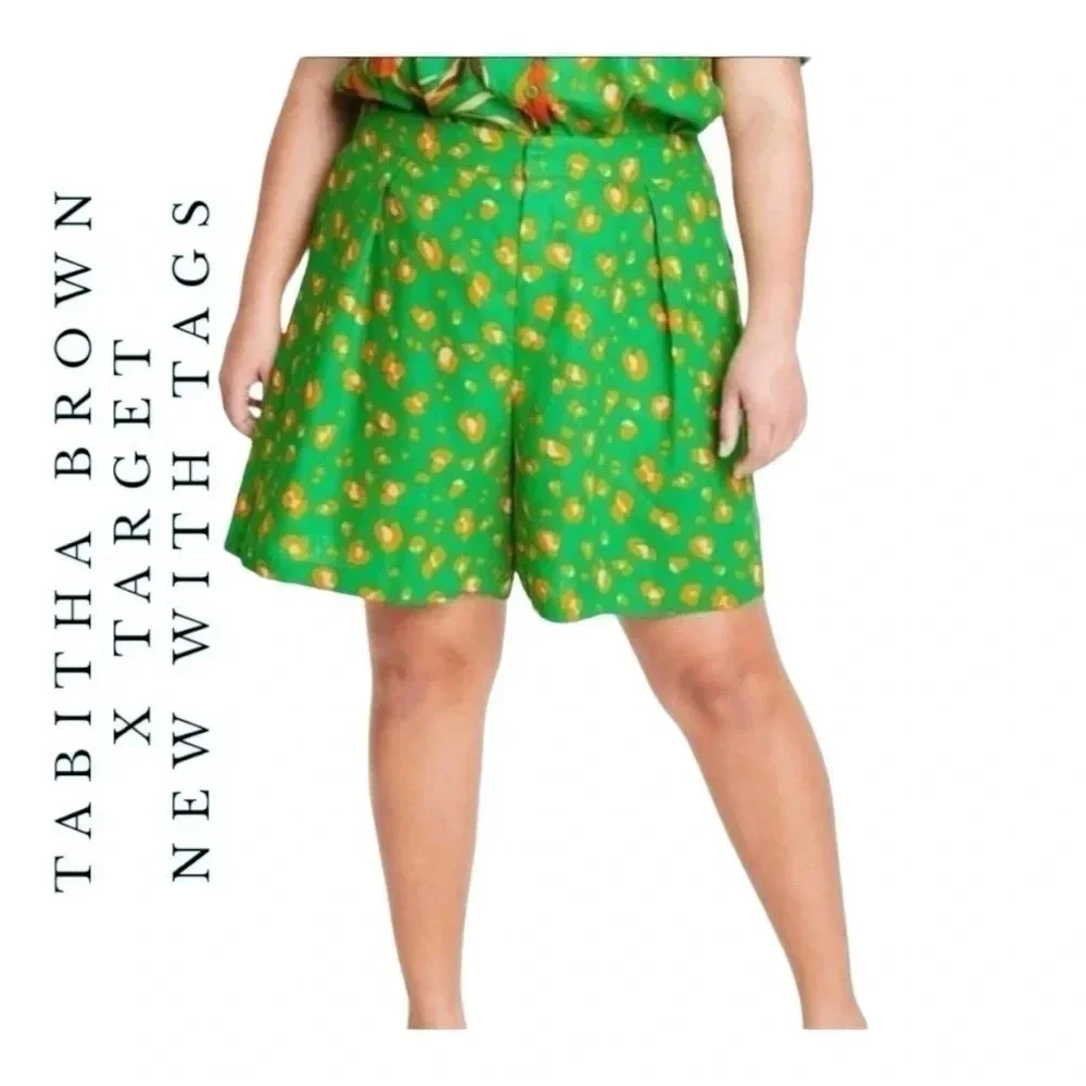 1847. TABITHA‎ BROWN X TARGET LEOPARD PRINT SHORTS LIME GREEN/ORANGE IN COLOR SM